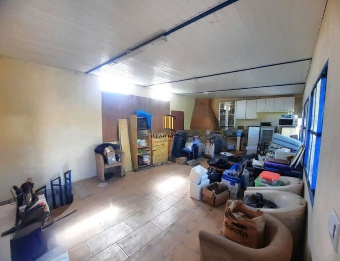 Casa de 4 quartos,suíte,churrasqueira no bairro Nonoai
