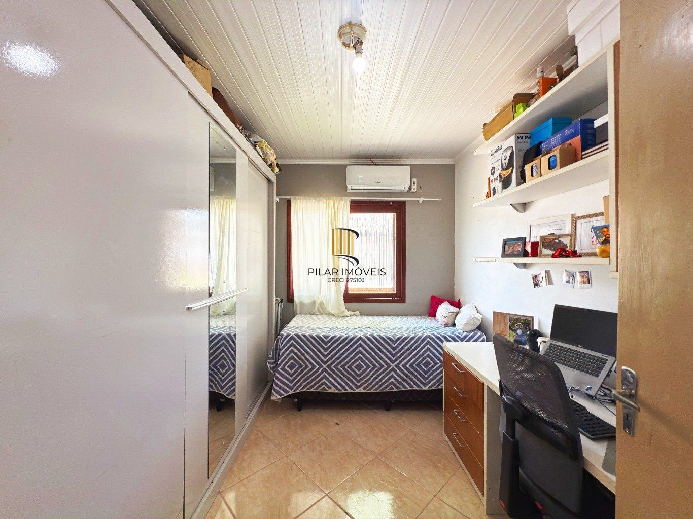 Casa com 3 dormitórios 1 suíte e 2 vagas a venda no Jardim Carvalho