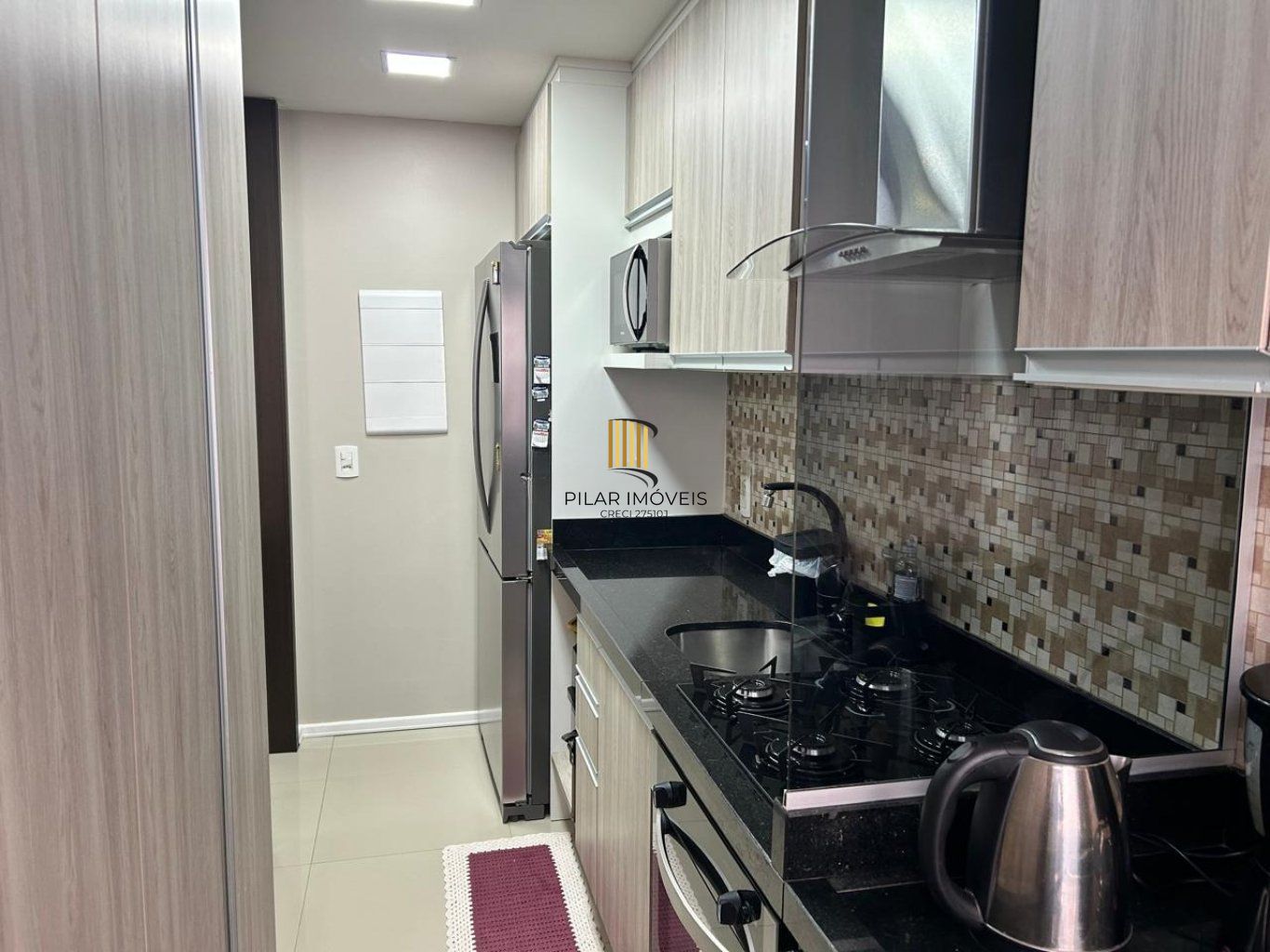 Apartamento de 3 dormitórios, elevador e 1 vaga de garagem em Canoas.