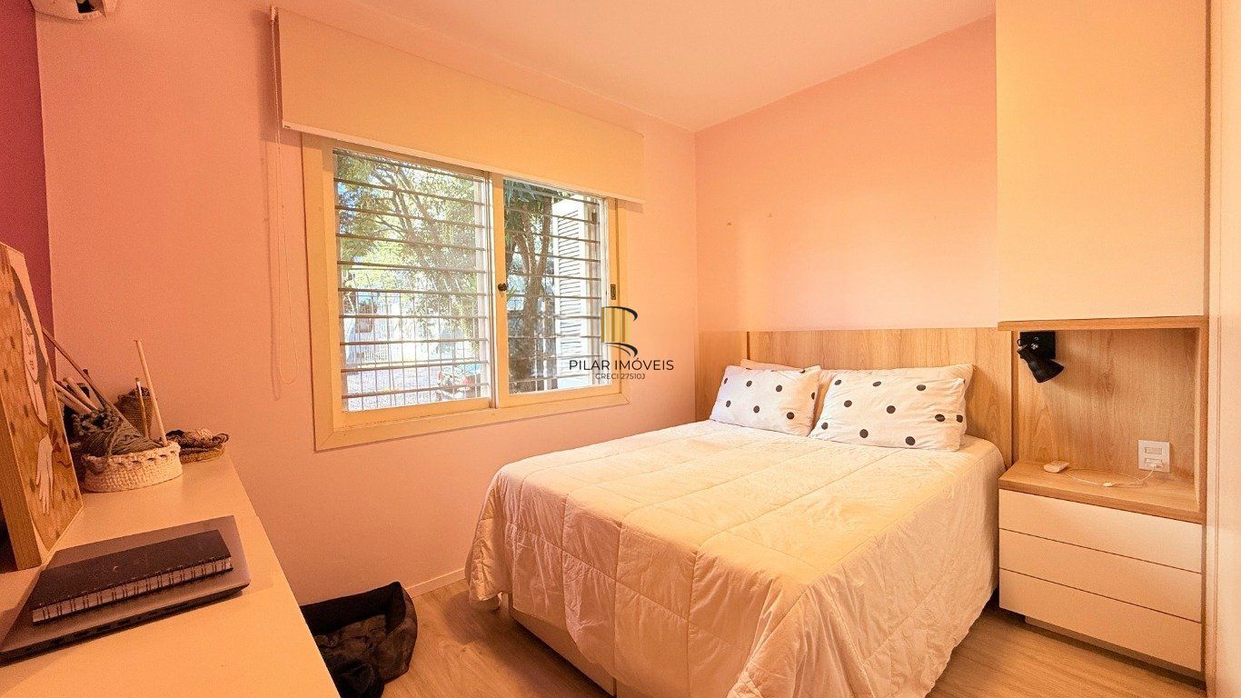 Apartamento térreo com pátio no bairro Santana.