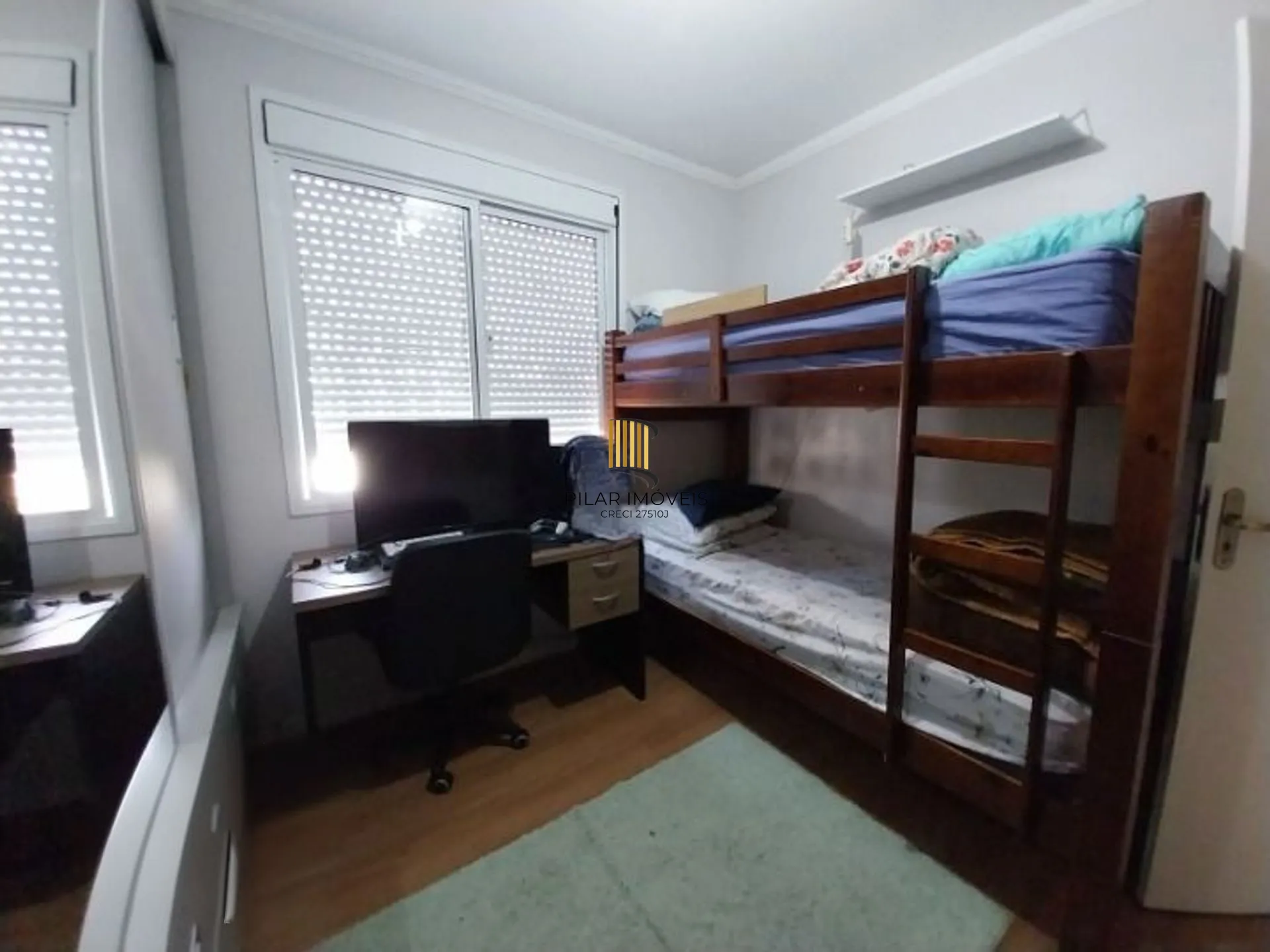 Apartamento de 3 dormitórios, elevador e 1 vaga de garagem em Canoas.