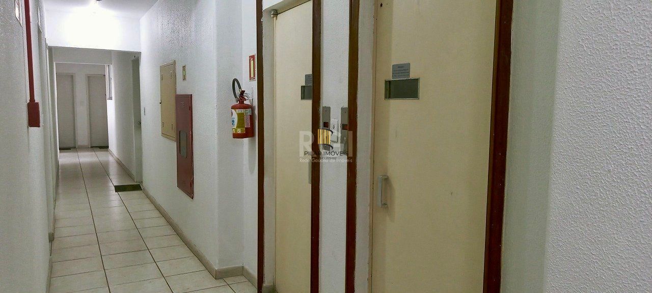 Apartamento com 45m² Rua José do Patrocínio, Cidade Baixa, Porto Alegre 159mil