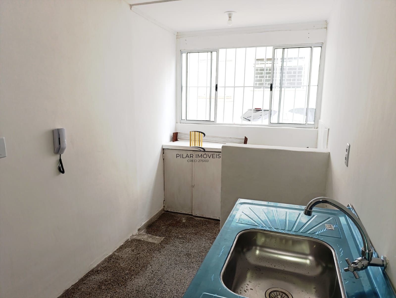 Apartamento térreo de 2 quartos no bairro Jardim Leopoldina.