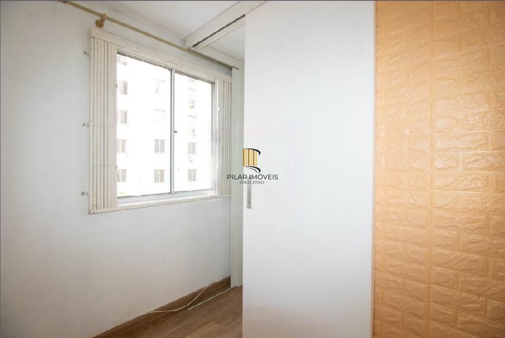 Apartamento  2 quartos com vaga no Bairro Jardim Leopoldina Porto Alegre