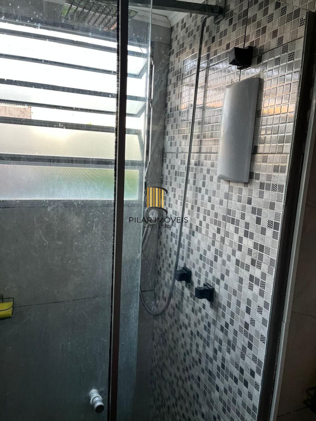 Apartamento de 2 dormitórios e 1 vaga de garagem em Canoas.