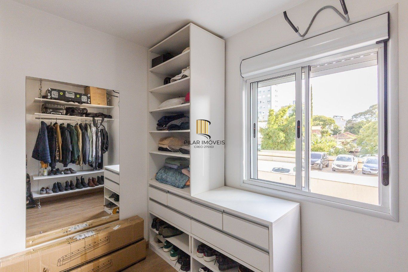Apartamento de 2 quartos e 1 vaga de garagem no Bairro Partenon Porto Alegre.