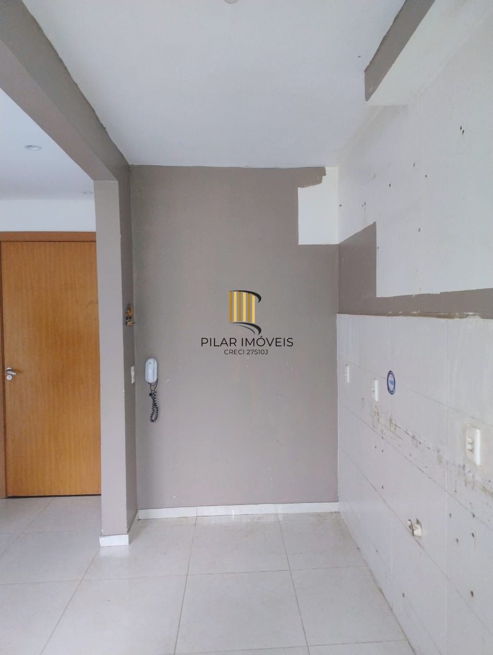 Apartamento Térreo 2 dormitórios em condomínio fechado com piscina e infra completa