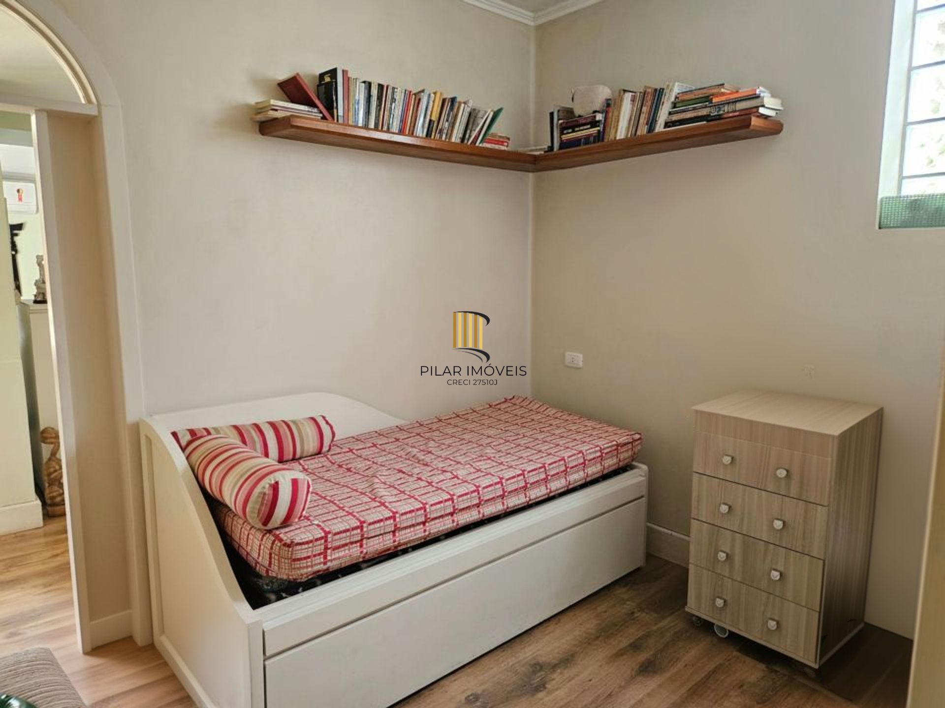 Apartamento com 2 dormitórios e 69m² de área privativa no Bairro Auxiliadora