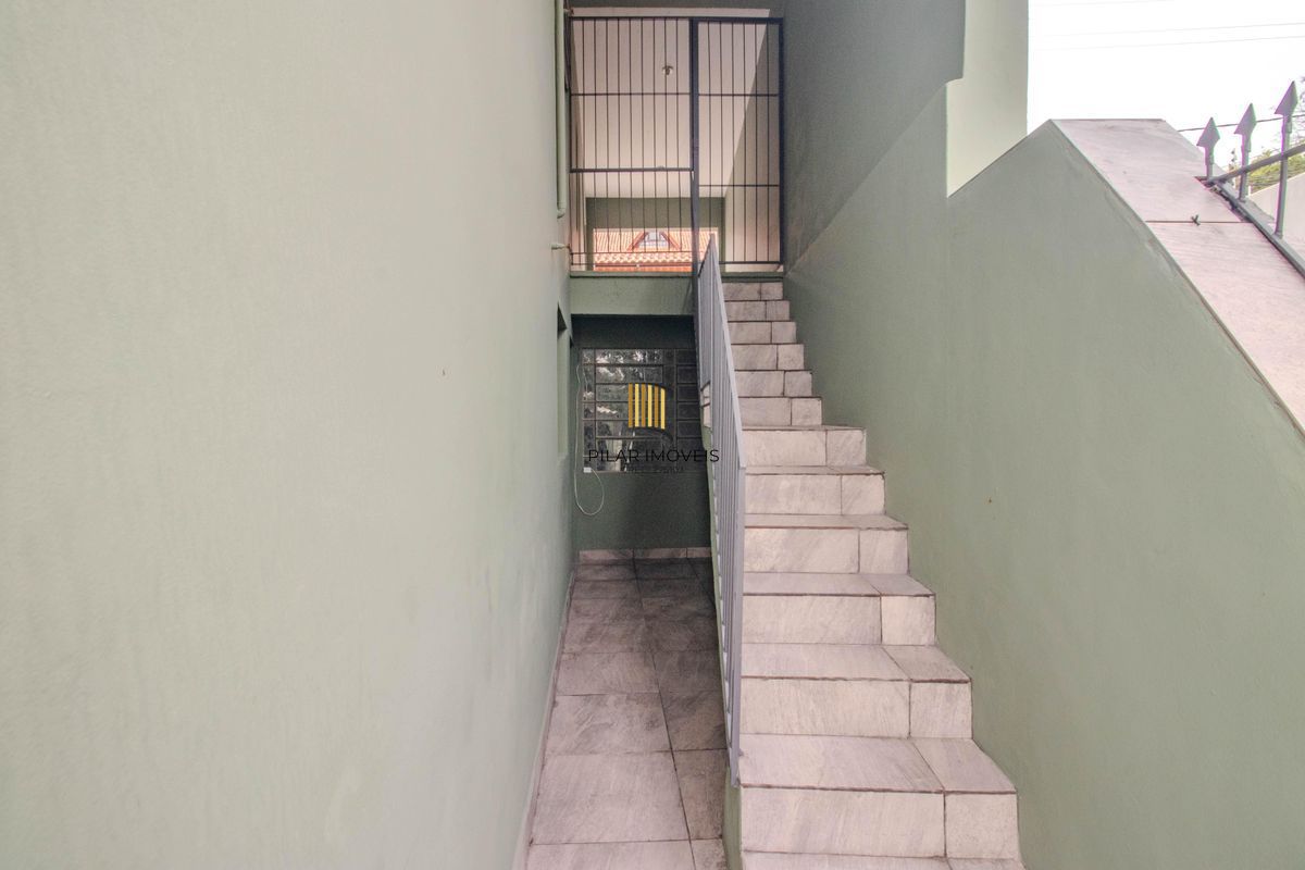 Casa com 3 dormitórios no Bairro Jardim Floresta