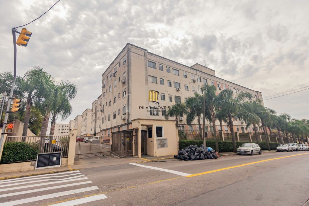 Apartamento térreo, 2 quartos, vaga e  piscina no bairro Jardim Itu