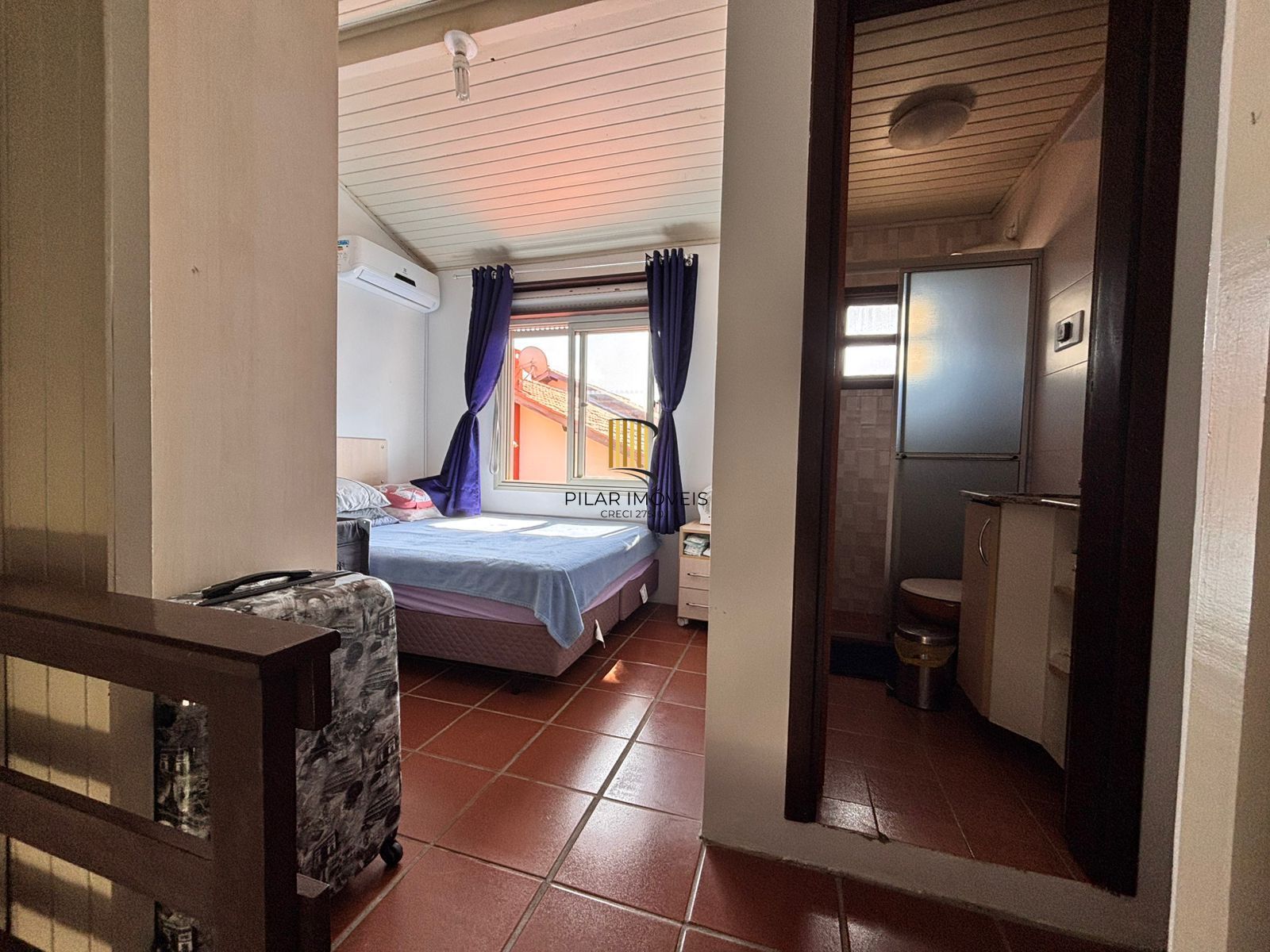 Sobrado 2 dormitórios com suite Condomínio Fechado Capão Novo