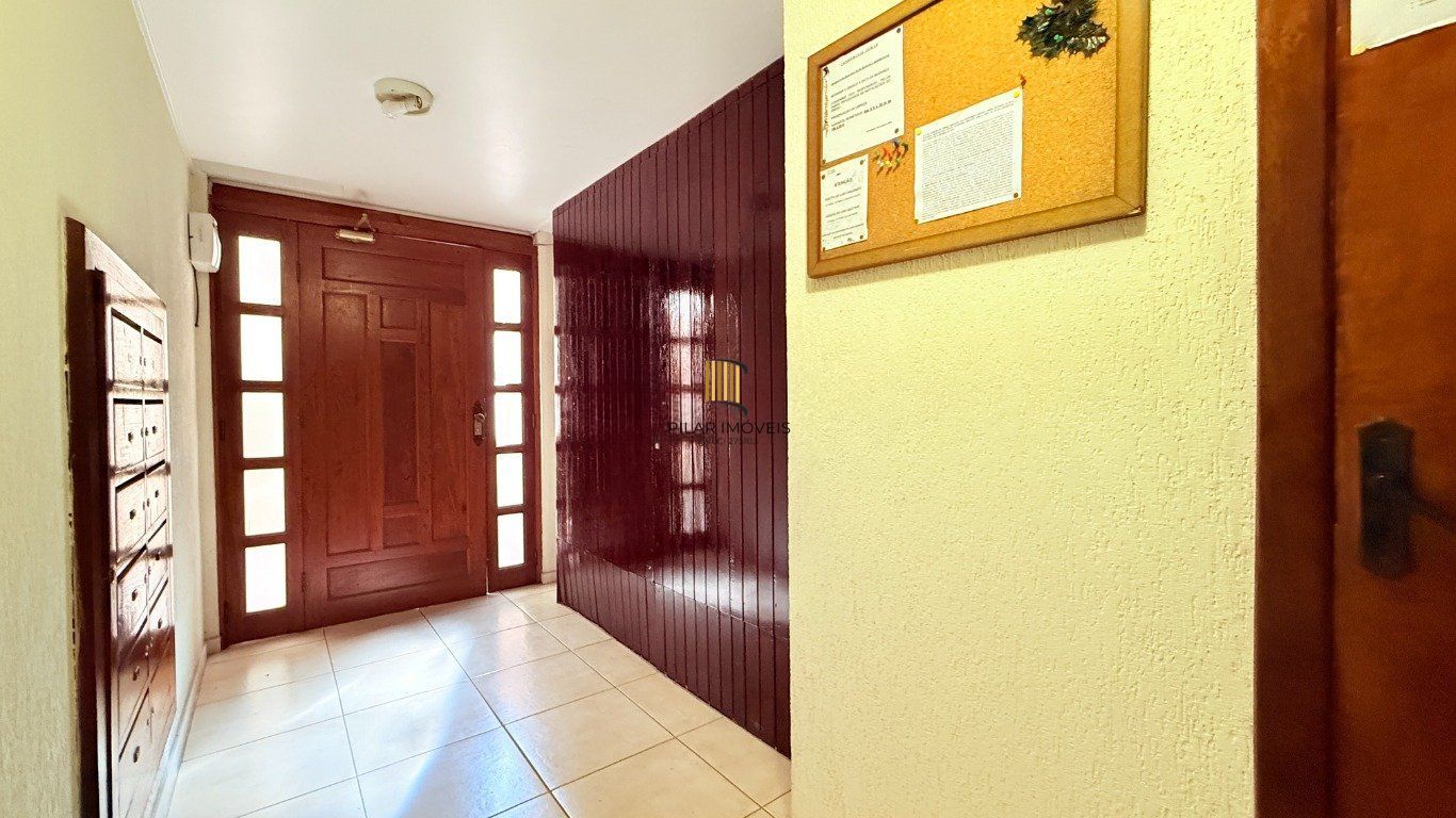Apartamento à venda com 2 quartos e 1 vaga no bairro Cristo Redentor
