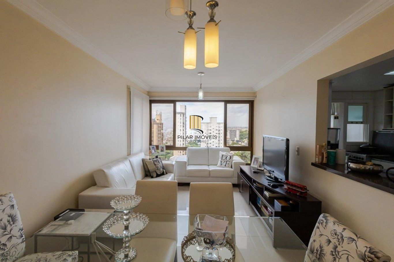 Apartamento com 3 dormitórios e 2 vagas de garagem no Bairro Higienópolis