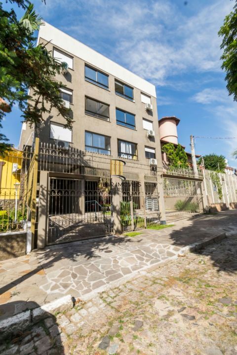 Apartamento com 1 quarto, ensolarado, portaria 24 horas Passo da Areia