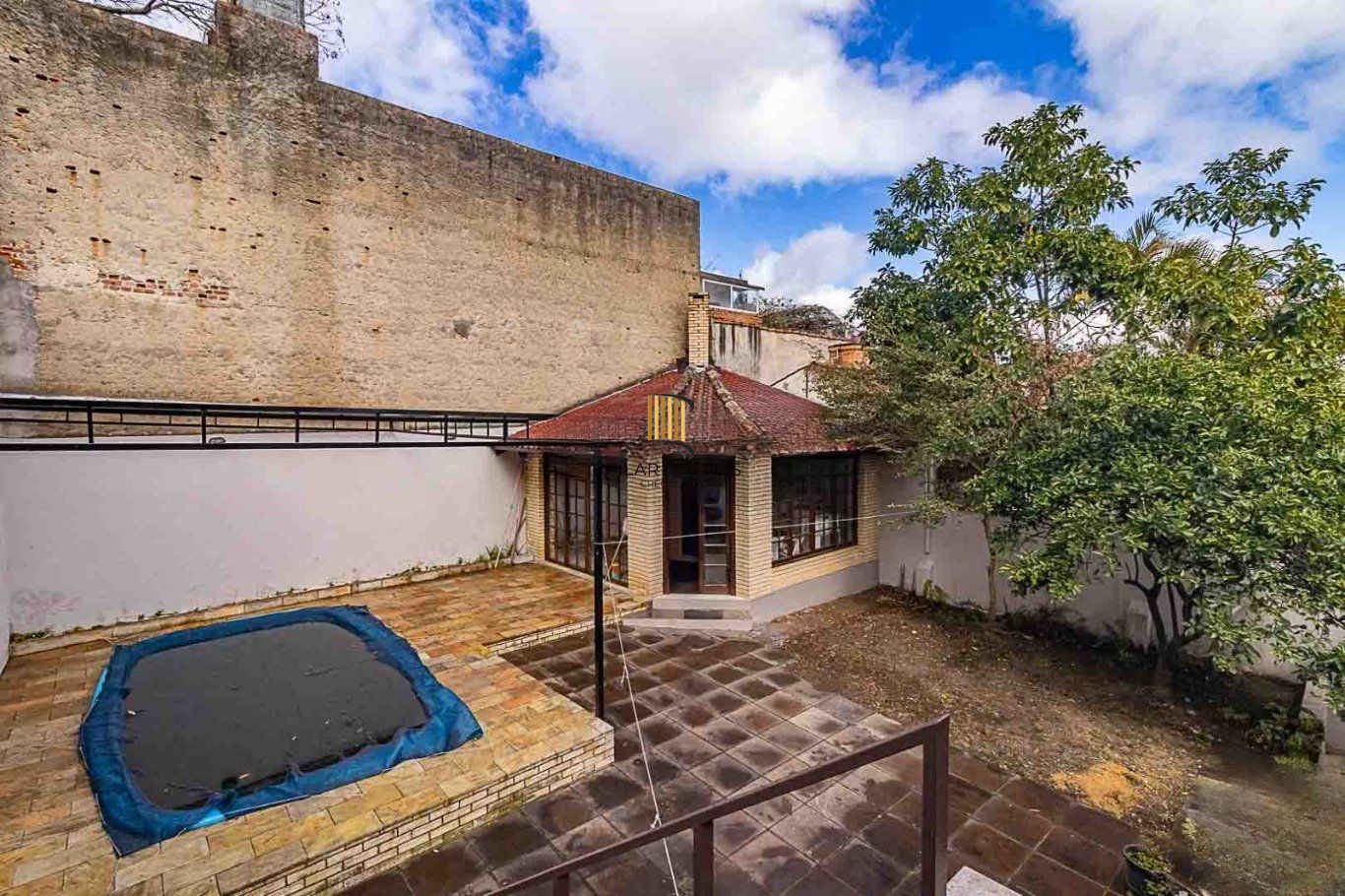 Casa de 3 dormitório no bairro Jardim do Salso