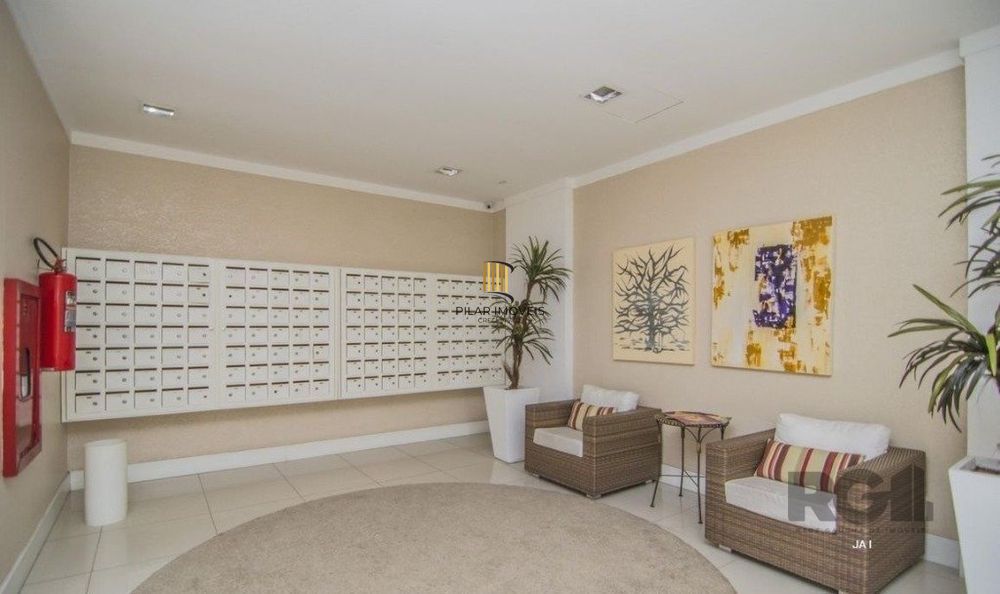 Apartamento de 3 quartos, suíte, elevador e 2 vagas no bairro Vila Ipiranga