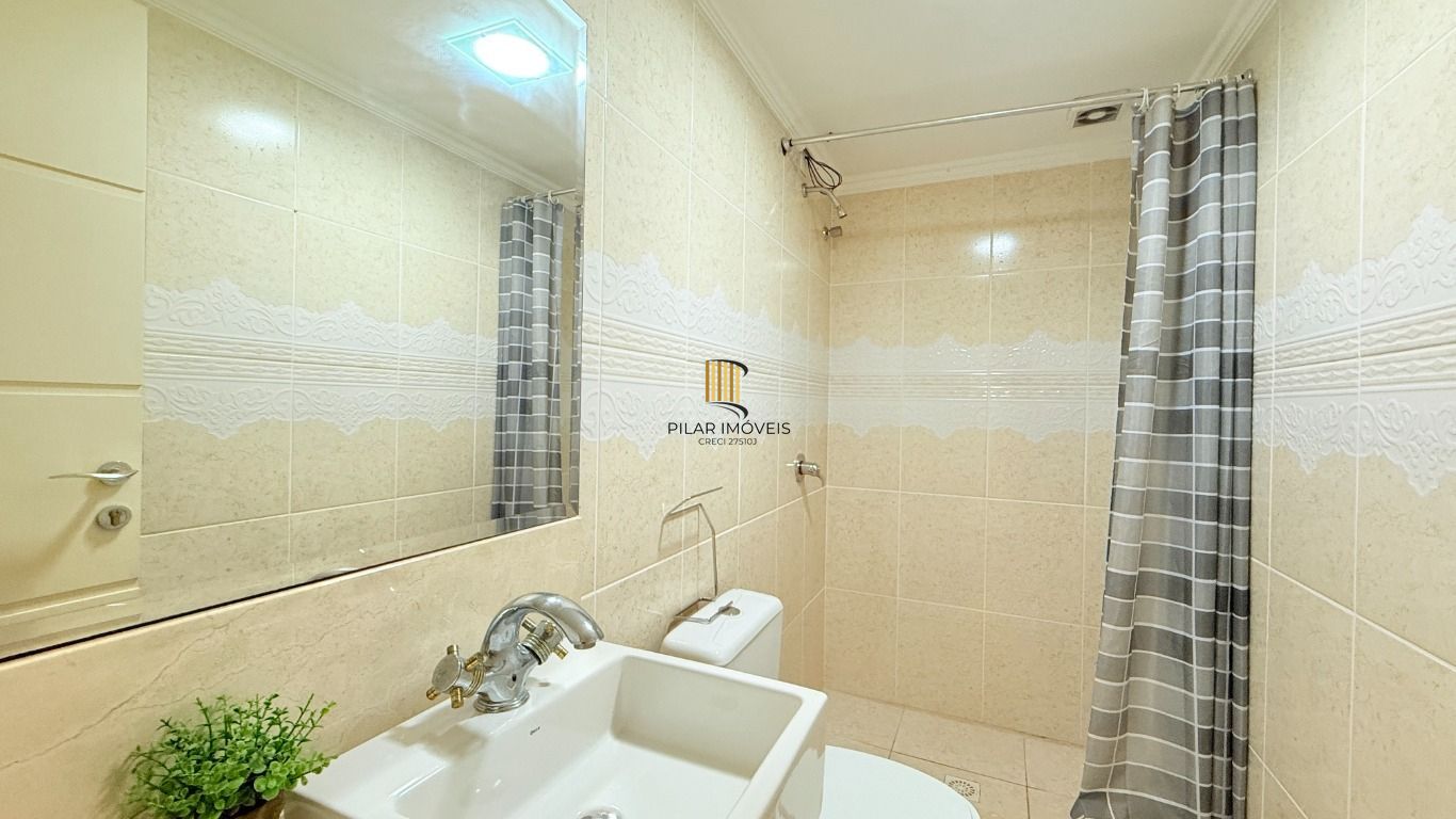 Apartamento de 3 dormitórios e 2 vagas de garagem em cachoeirinha.