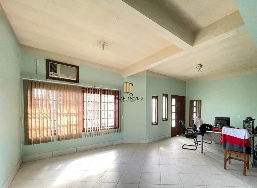 Casa com 4 quartos no Bairro Sarandí