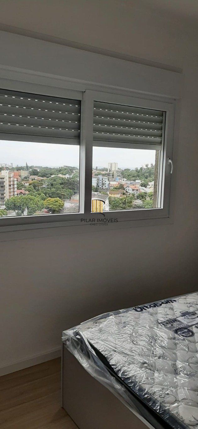 Apartamento com 1  Dormitório com piscina e Elevador no Centro de Canoas.