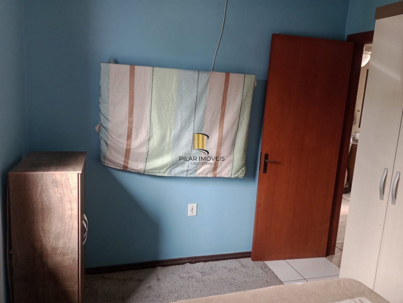 Casa de 2 dormitórios e 1 vaga de garagem em Canoas.