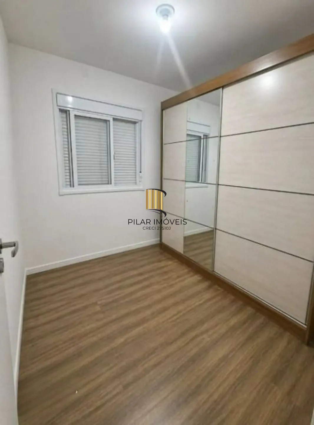 Apartamento de 2 dormitórios, piscina e 1 vaga de garagem em Canoas.