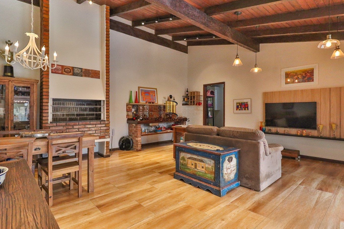 Casa de 3 dormitórios bairro Ipanema