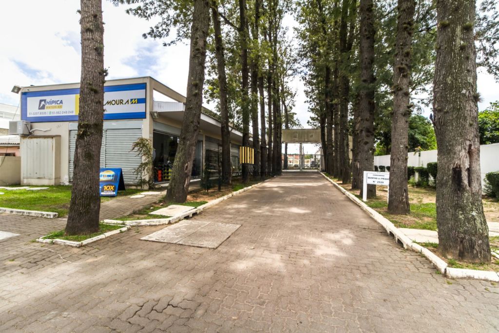 Casa em condomínio 3 quartos, vaga de garagem e lareira no bairro Hipica