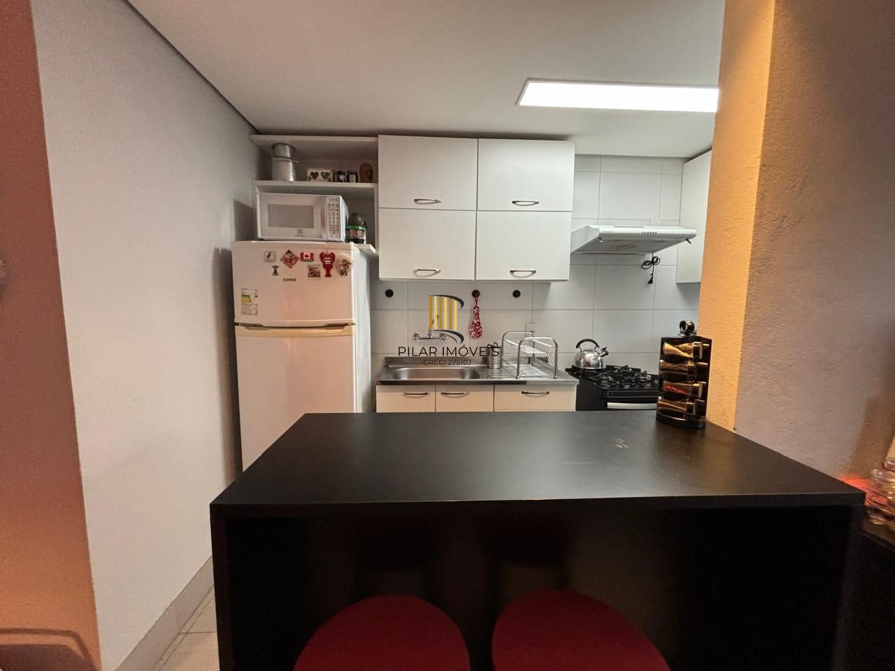 Apartamento mobiliado de 2 dormitórios e duas vagas bairro Agronomia