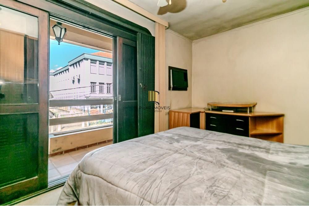 Casa com 3 dormitórios e 185m² no bairro higienópolis