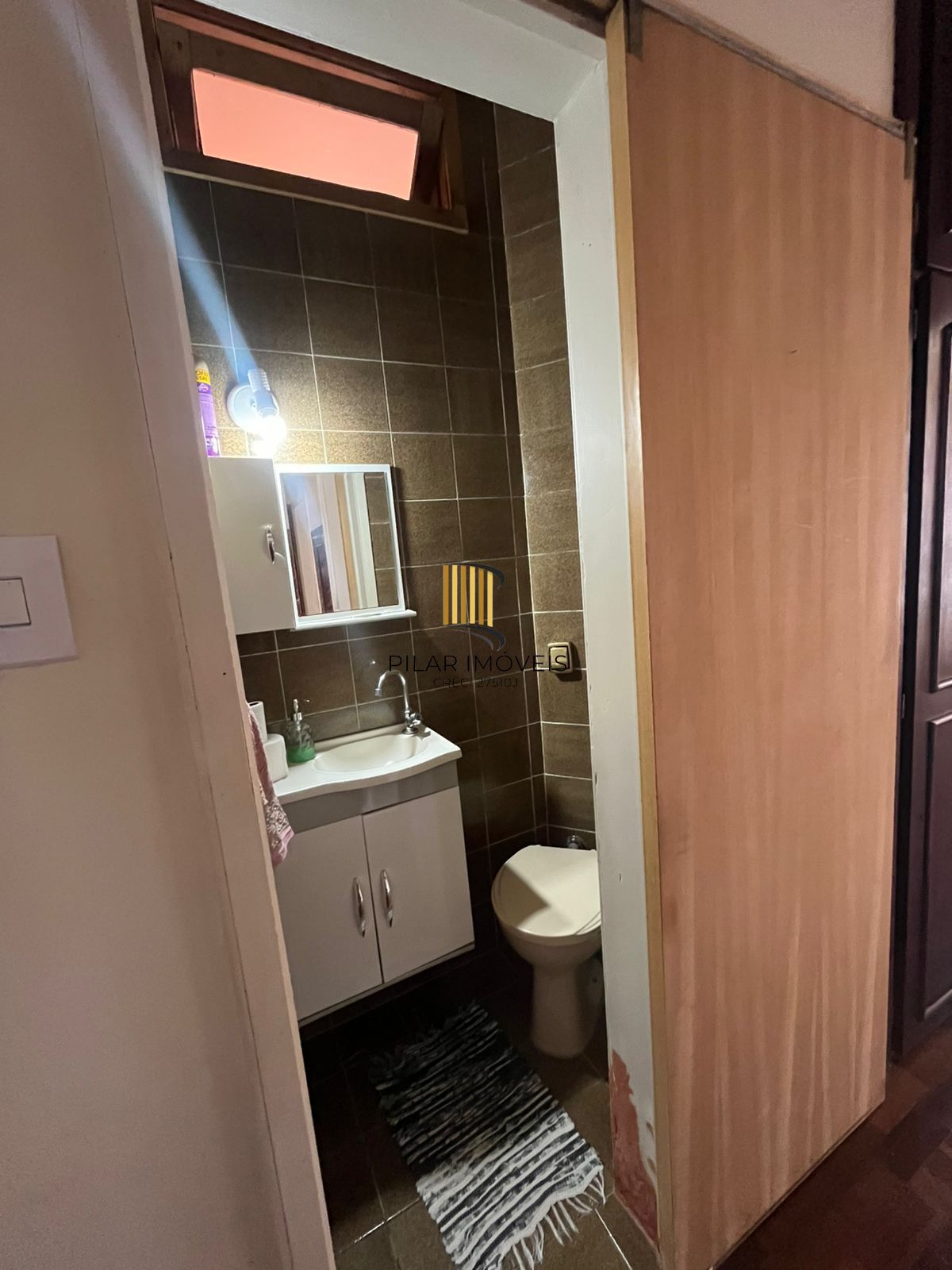 Apartamento com 2 quartos, 2 banheiros e sol da manhã no bairro Vila Ipiranga