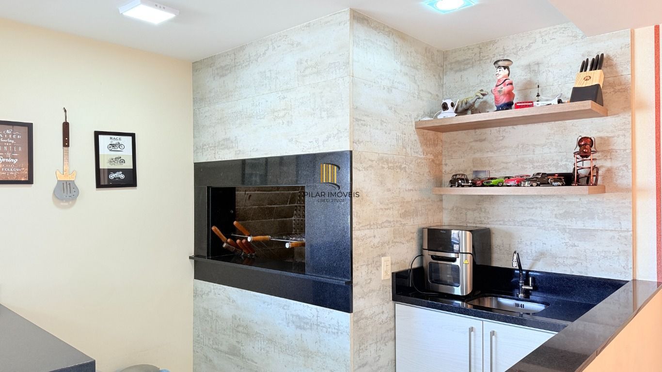 Apartamento de 3 dormitórios e 2 vagas de garagem em cachoeirinha.