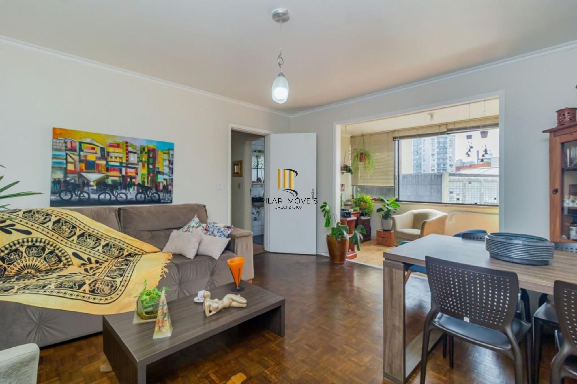 Apartamento Ensolarado com 80m² e Vaga Escriturada – bairro Santa Cecília