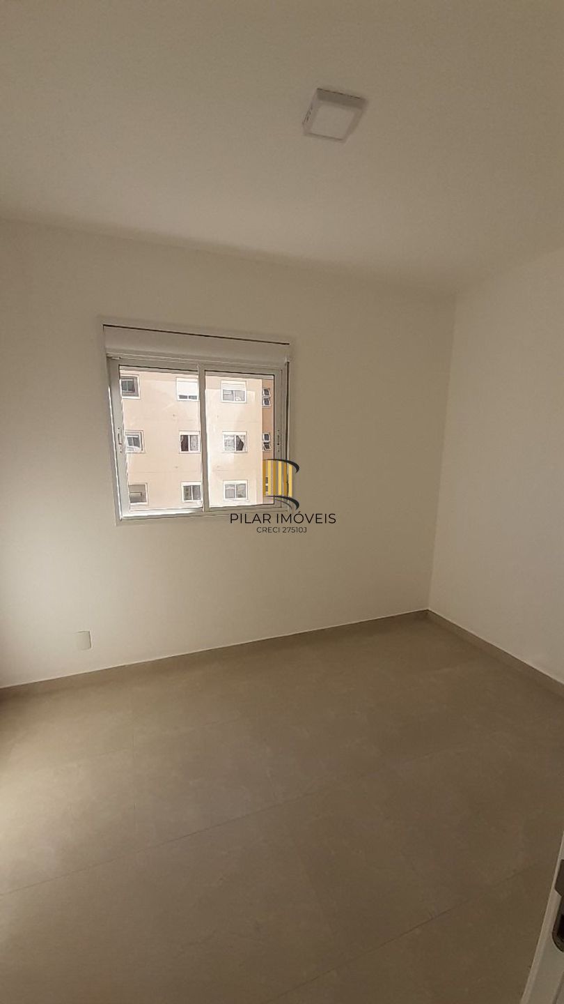 Apartamento de 2 dormitórios com 1 vaga de garagem e elevador em Canoas.