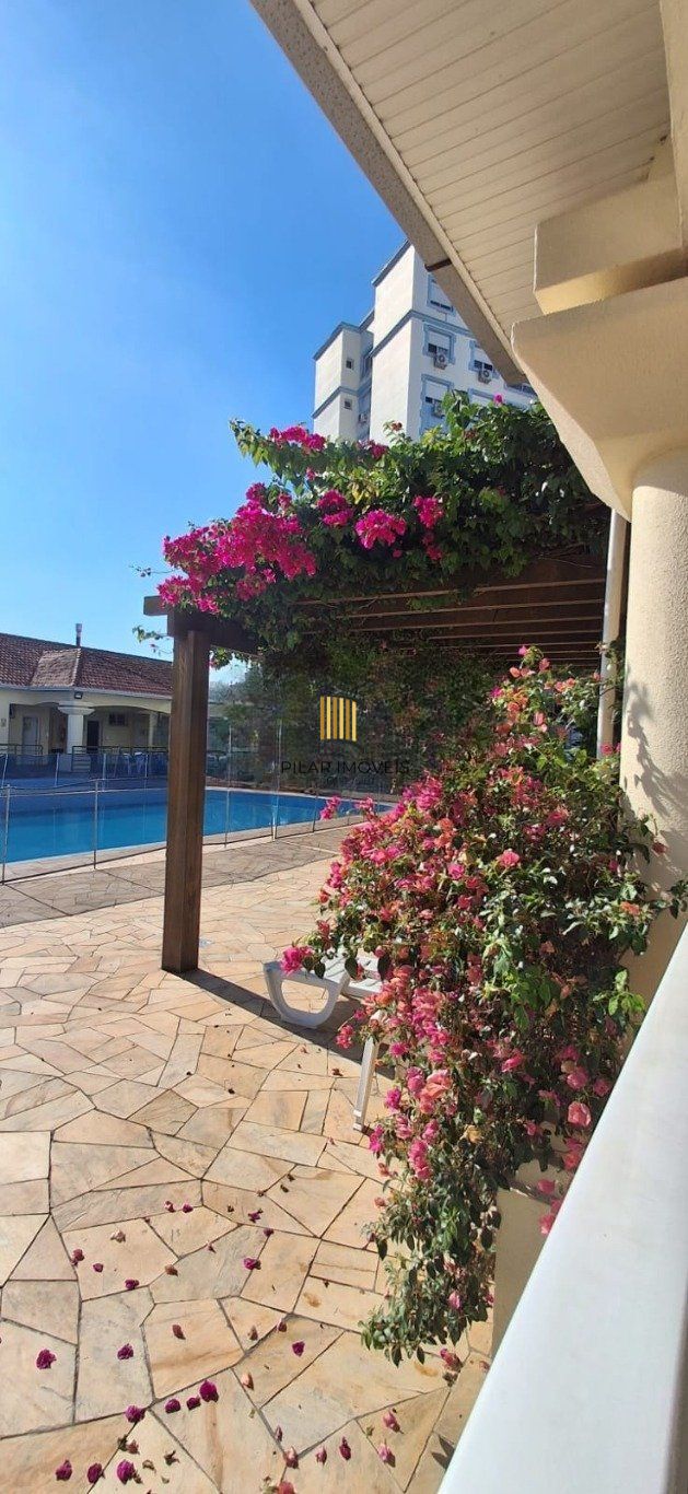 Cobertura com 3 quartos, 2 Vagas de garagem No Bairro Cavalhada.