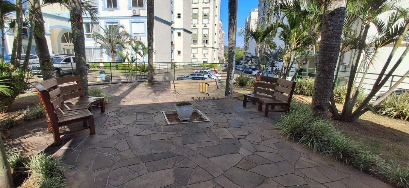 Cobertura com 3 quartos, 2 Vagas de garagem No Bairro Cavalhada.