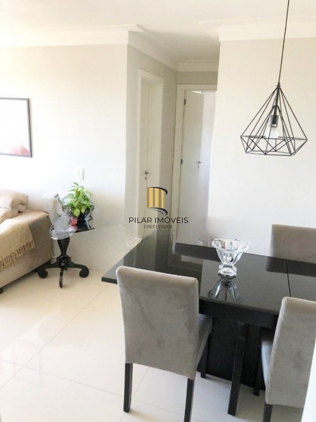 Apartamento de 2 quartos,elevador, 1 vaga no bairro Jardim Itu-Sabará