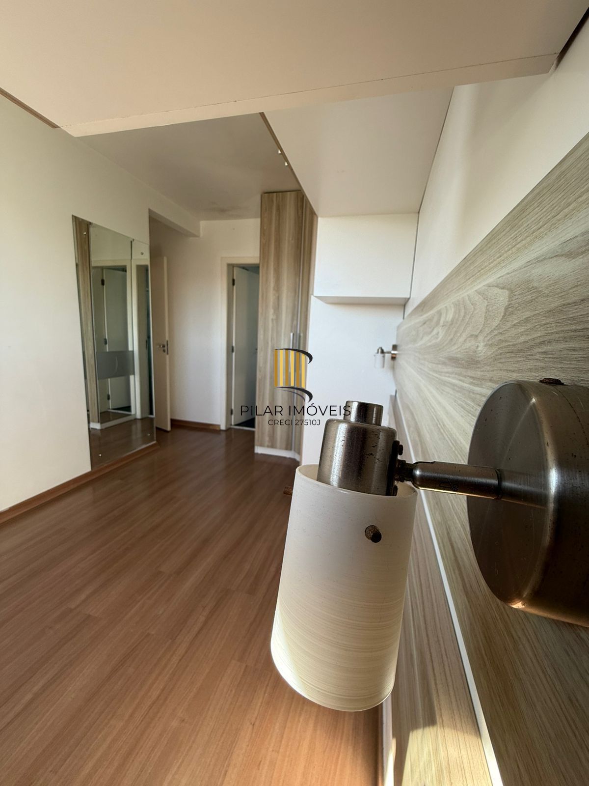 Apartamento 2 dormitórios com suíte no Jardim Planalto Porto Alegre