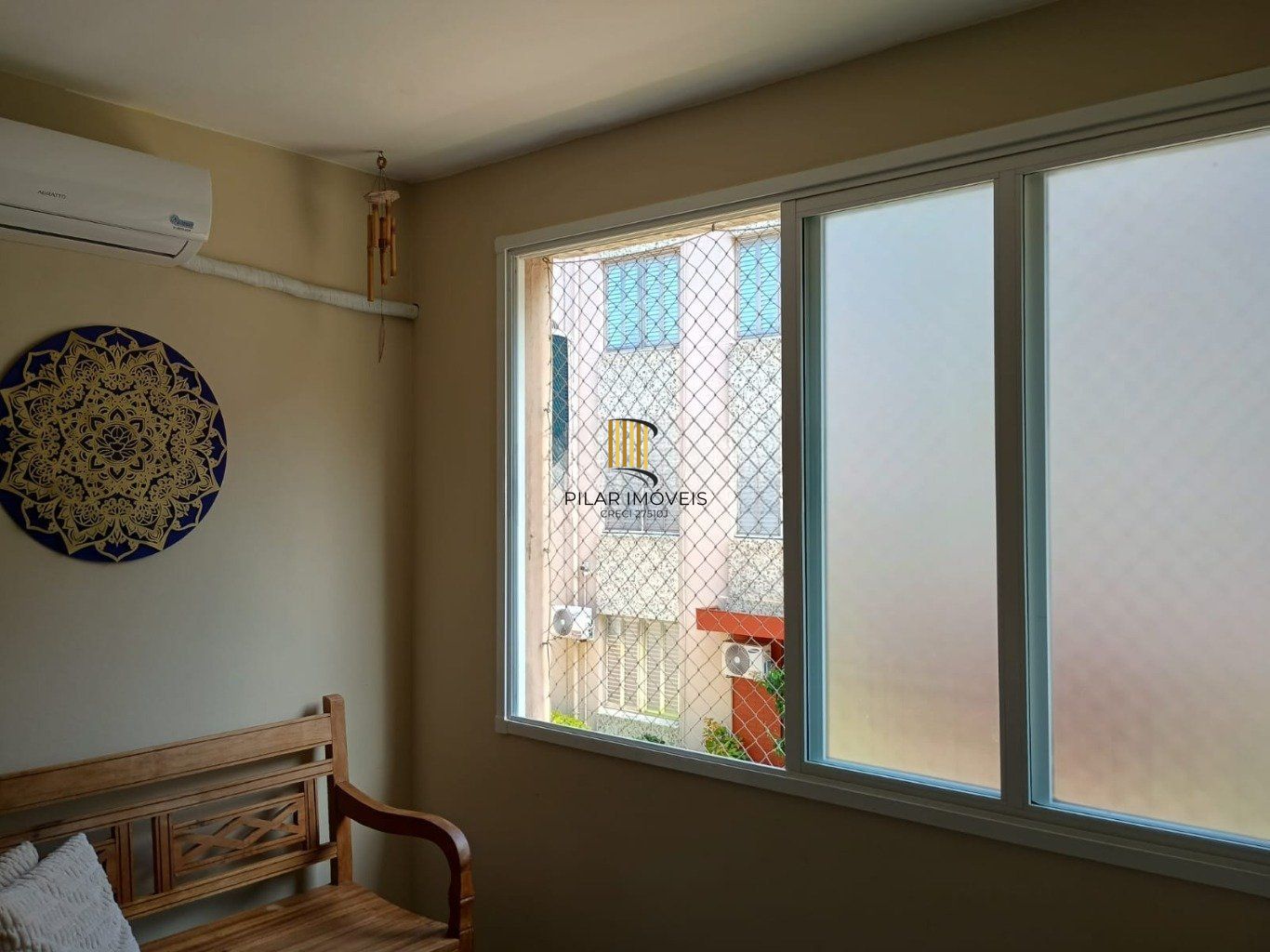 Apartamento de 2 quartos, 1 vaga, portaria 24 horas no bairro Higienópolis.