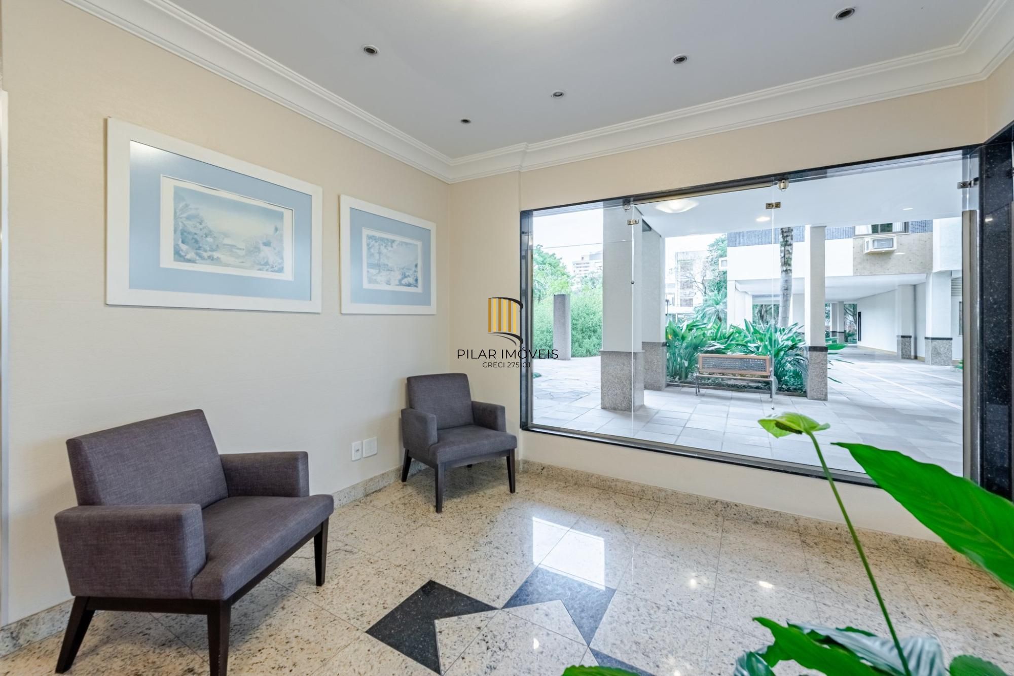 Apartamento de 3 dormitórios no bairro Menino Deus