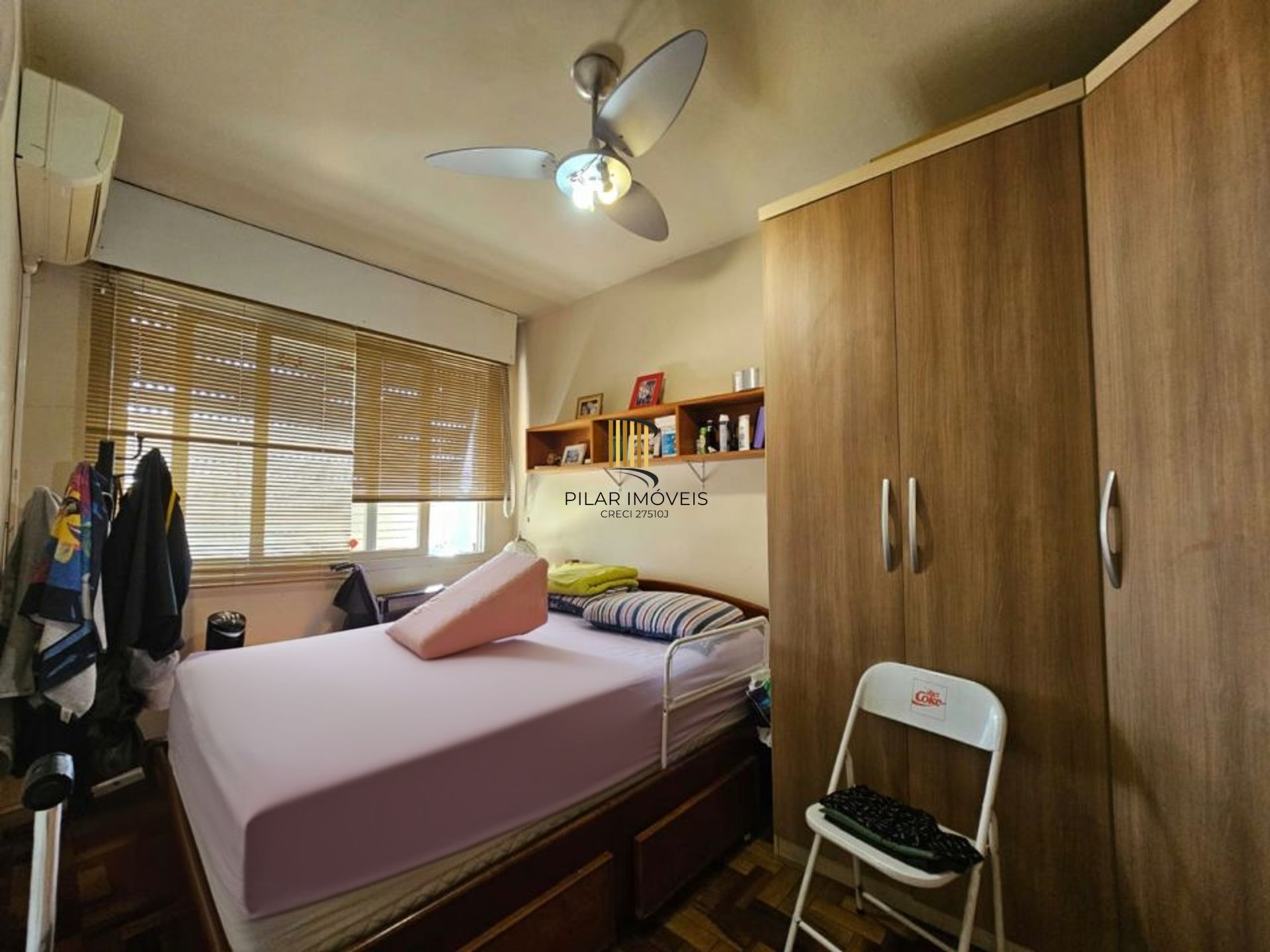 Apartamento à venda com 2 quartos e 1 vaga de garagem no Bairro Vila Ipiranga
