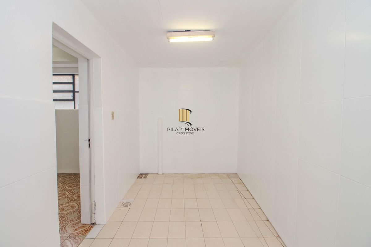 Casa com 3 dormitórios no Bairro Jardim Floresta