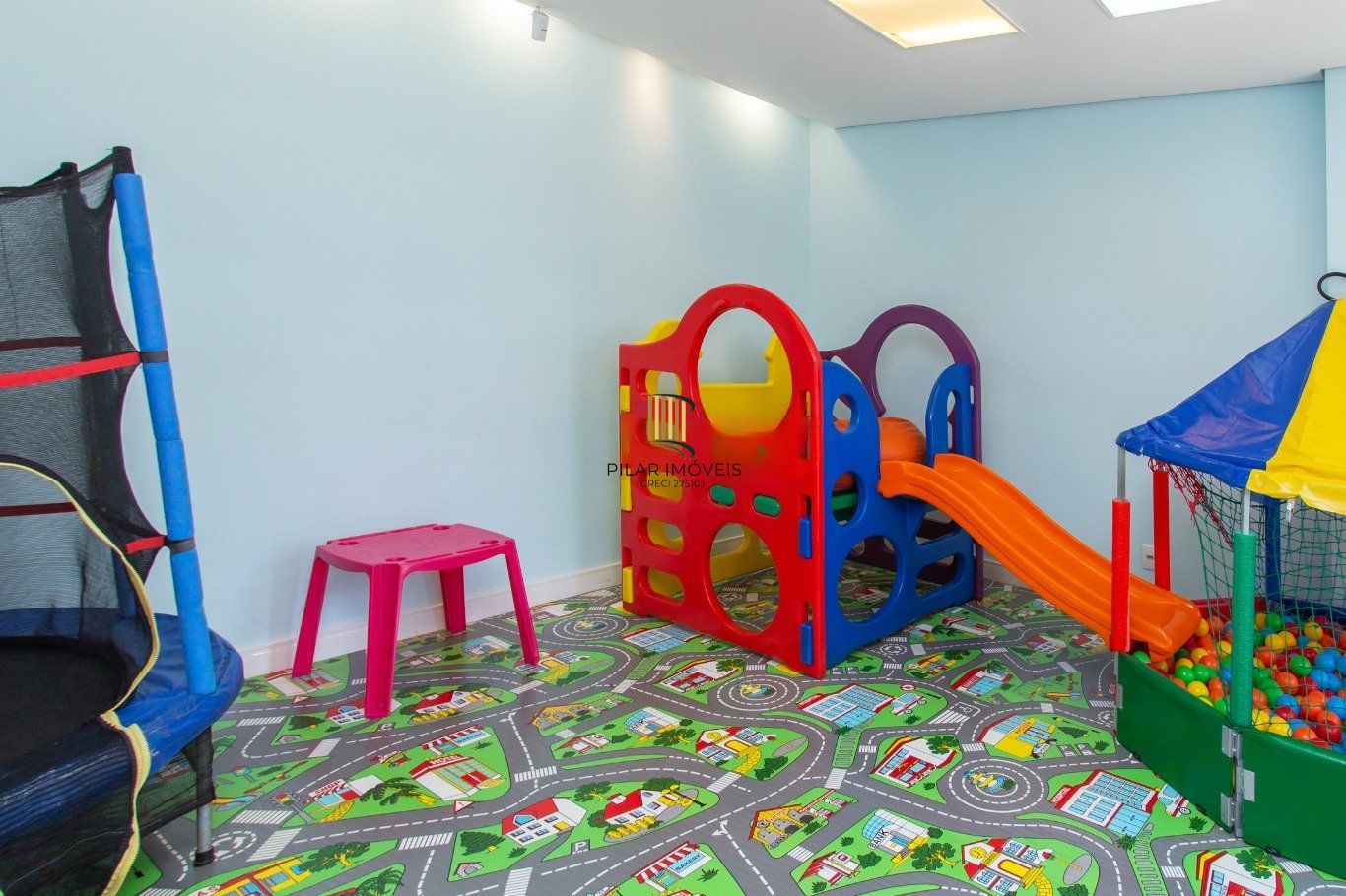 Apartamento 75m²,  3 dormitórios, 1 vaga à venda Rua Airton Ferreira da Silva.