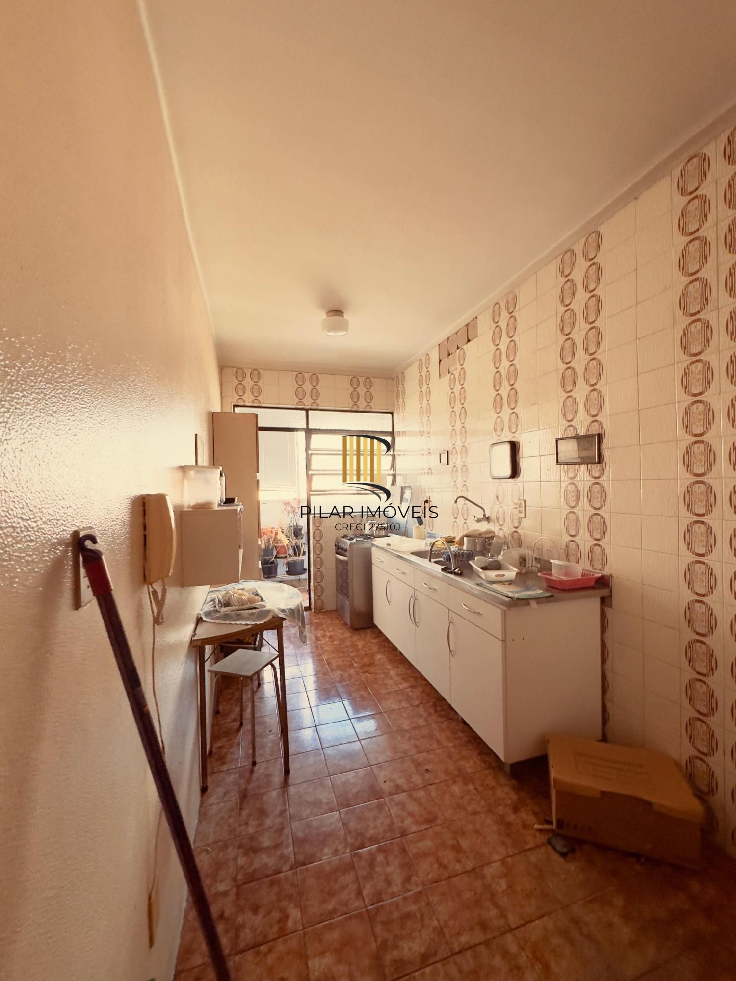 Apartamento 3 dormitórios com suíte 135m2 Floresta, Moinhos de Vento