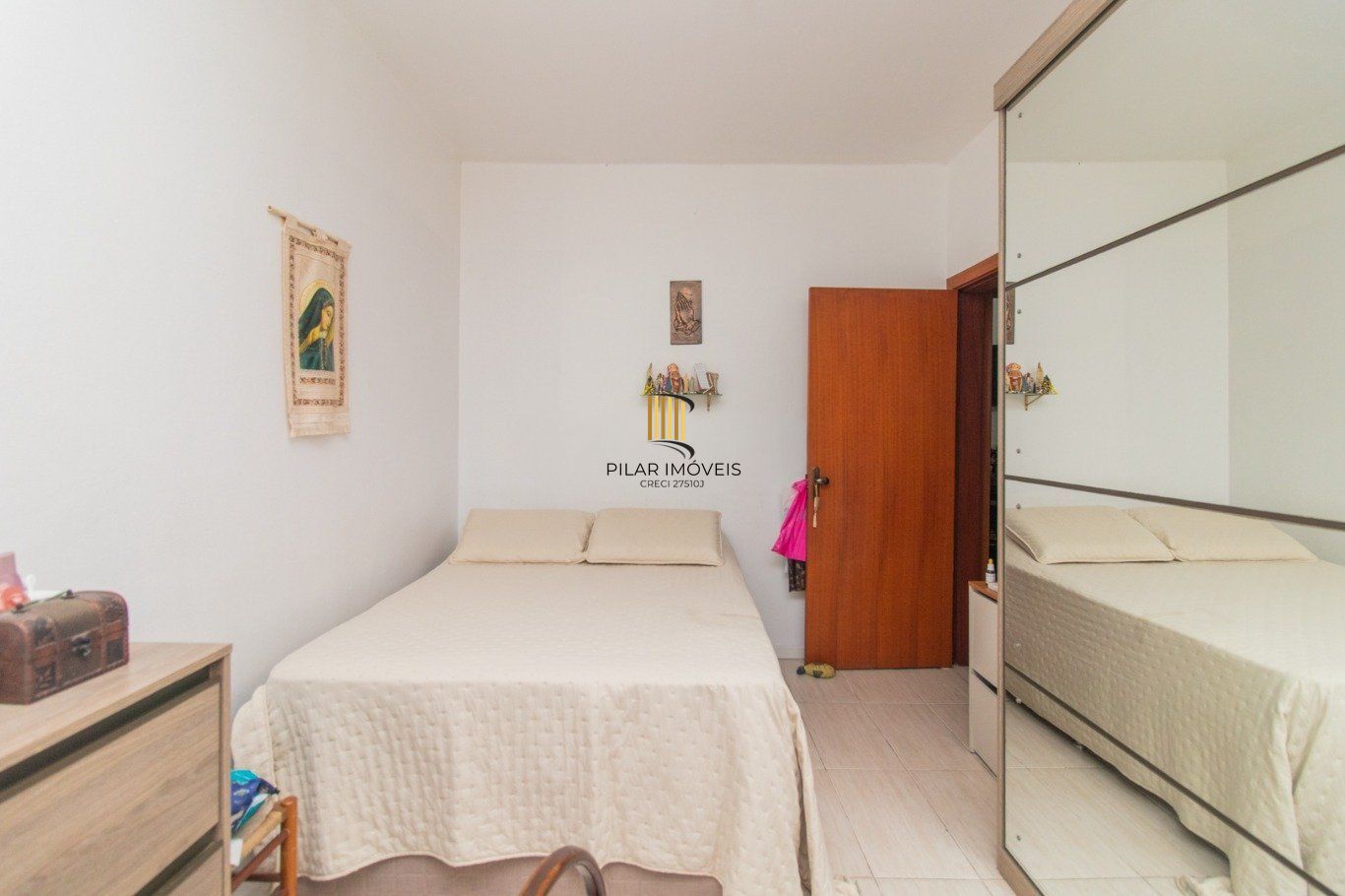 Apartamento 2 Quartos com Suíte e Pátio no Menino Deus