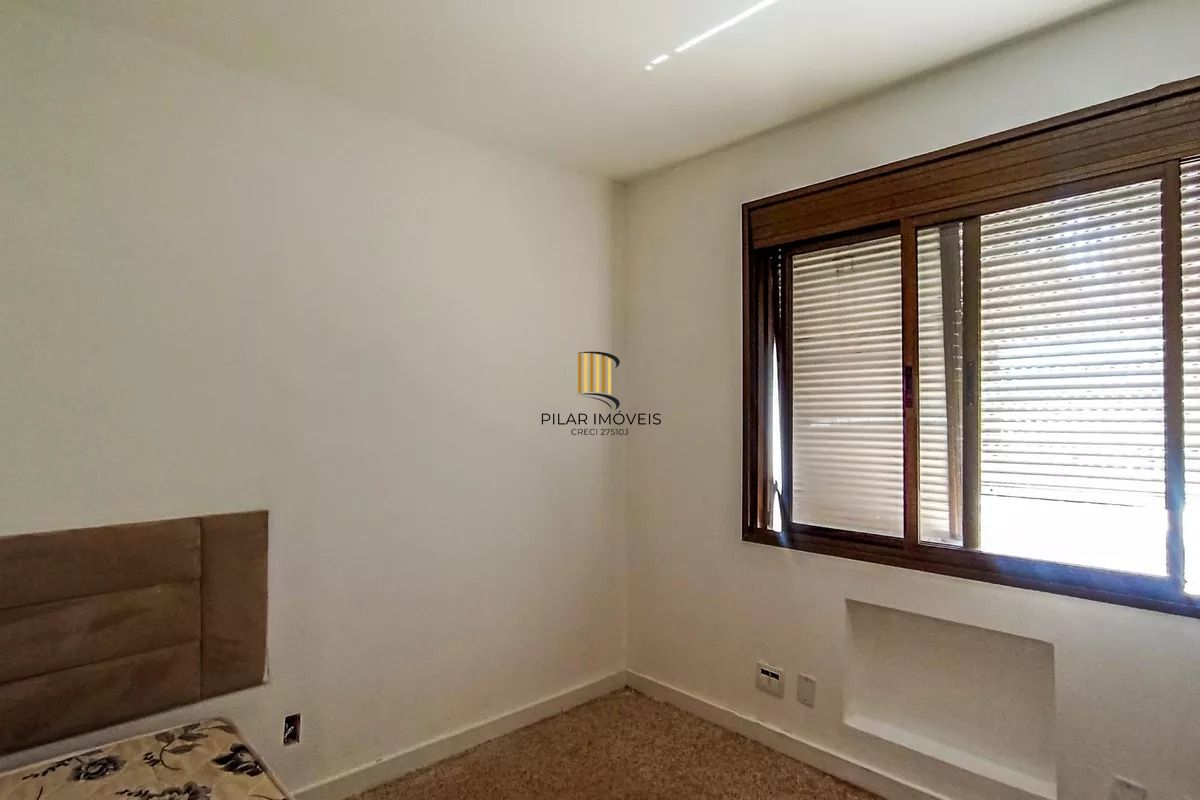 Apartamento com 3 Dormitórios, elevador vaga e 2 Sacadas no Menino Deus