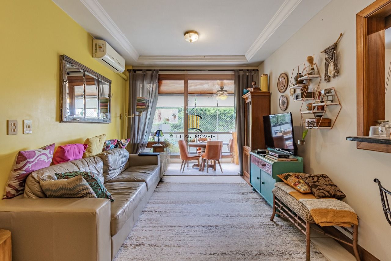 Apartamento 2 Dormitórios, Suíte, Elevador e 2 vagas no Tristeza