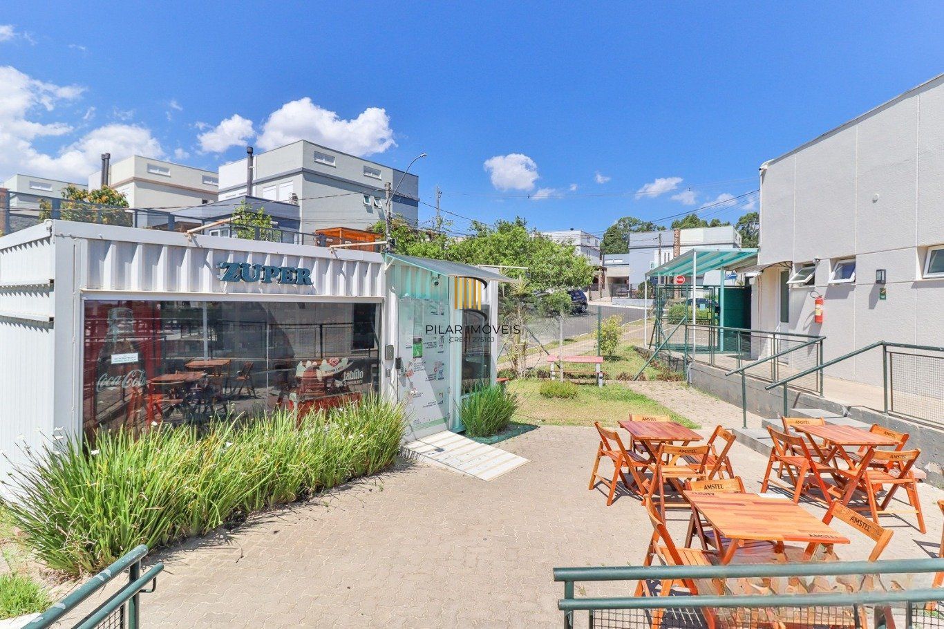 Casa em Condomínio com 3 Dormitórios e Energia Solar na Lomba do Pinheiro