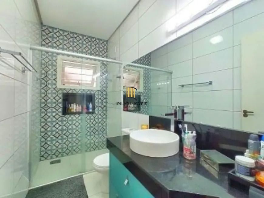 Casa 3 dormitórios no bairro Mário Quintana