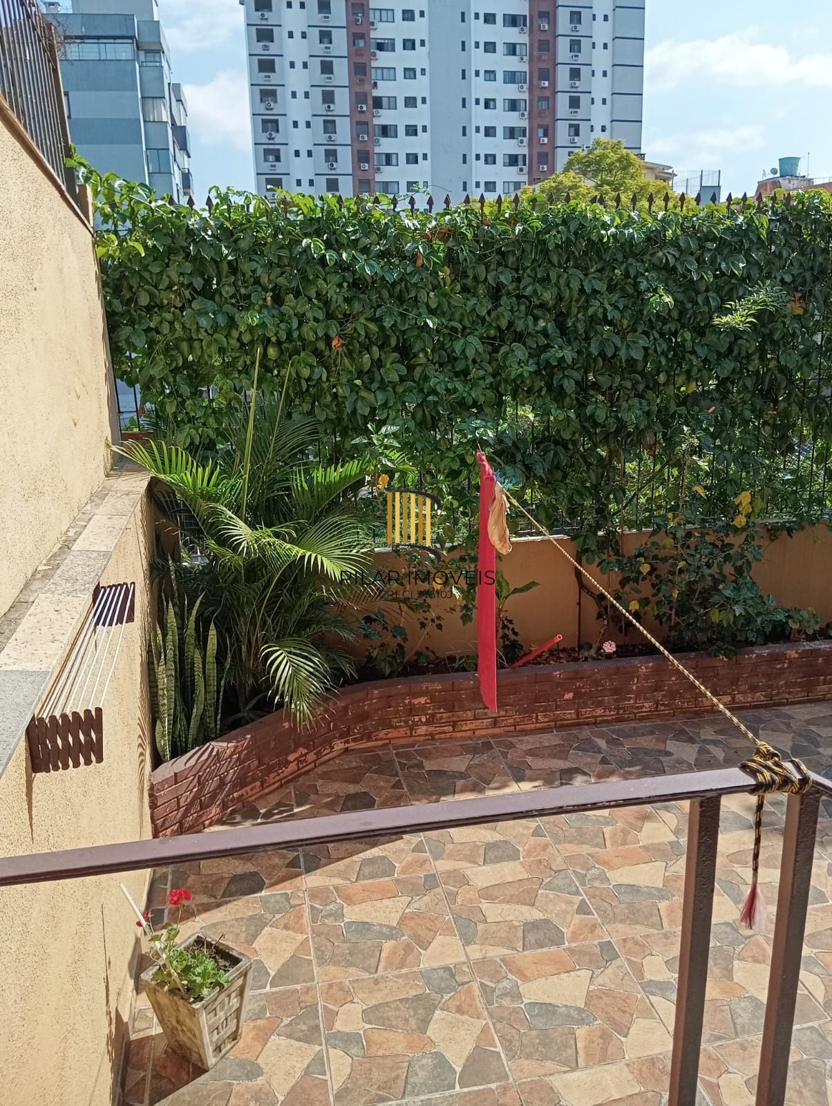 Apartamento com 3 dormitórios,  108m² no Bairro Cristo Redentor