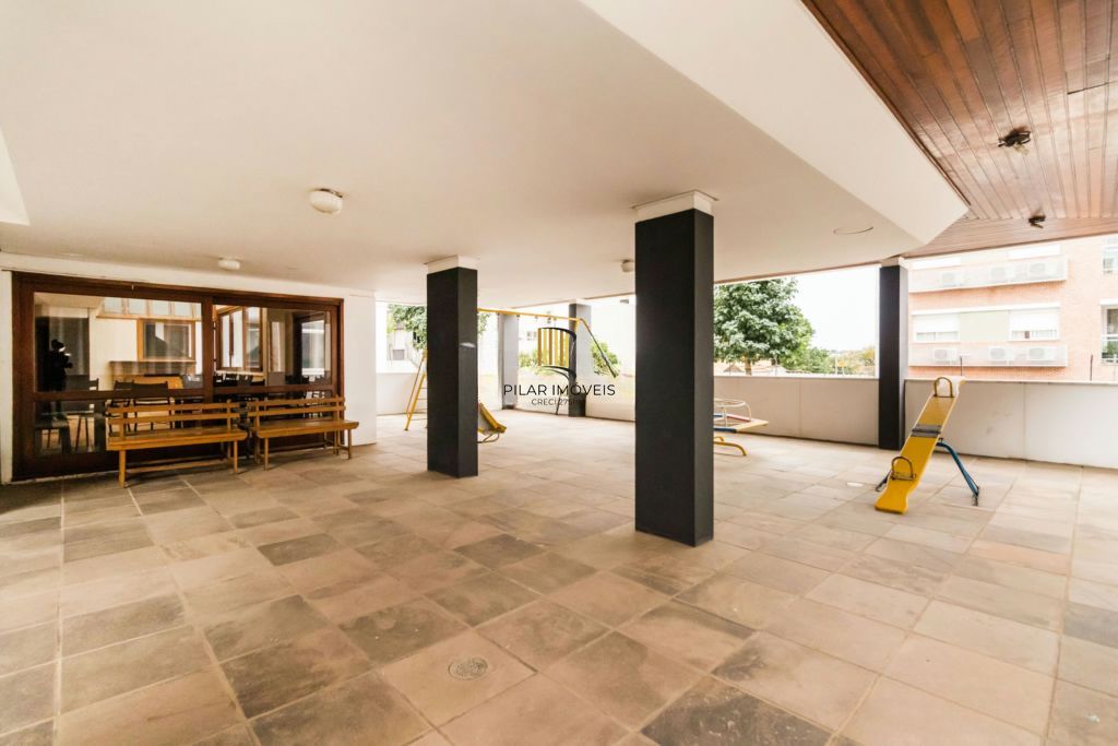 Apartamento com 4 quartos, 223m² e 2 vagas no bairro Jardim do Salso